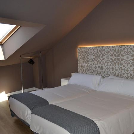Rener Hotel Los Campones 기욘 외부 사진