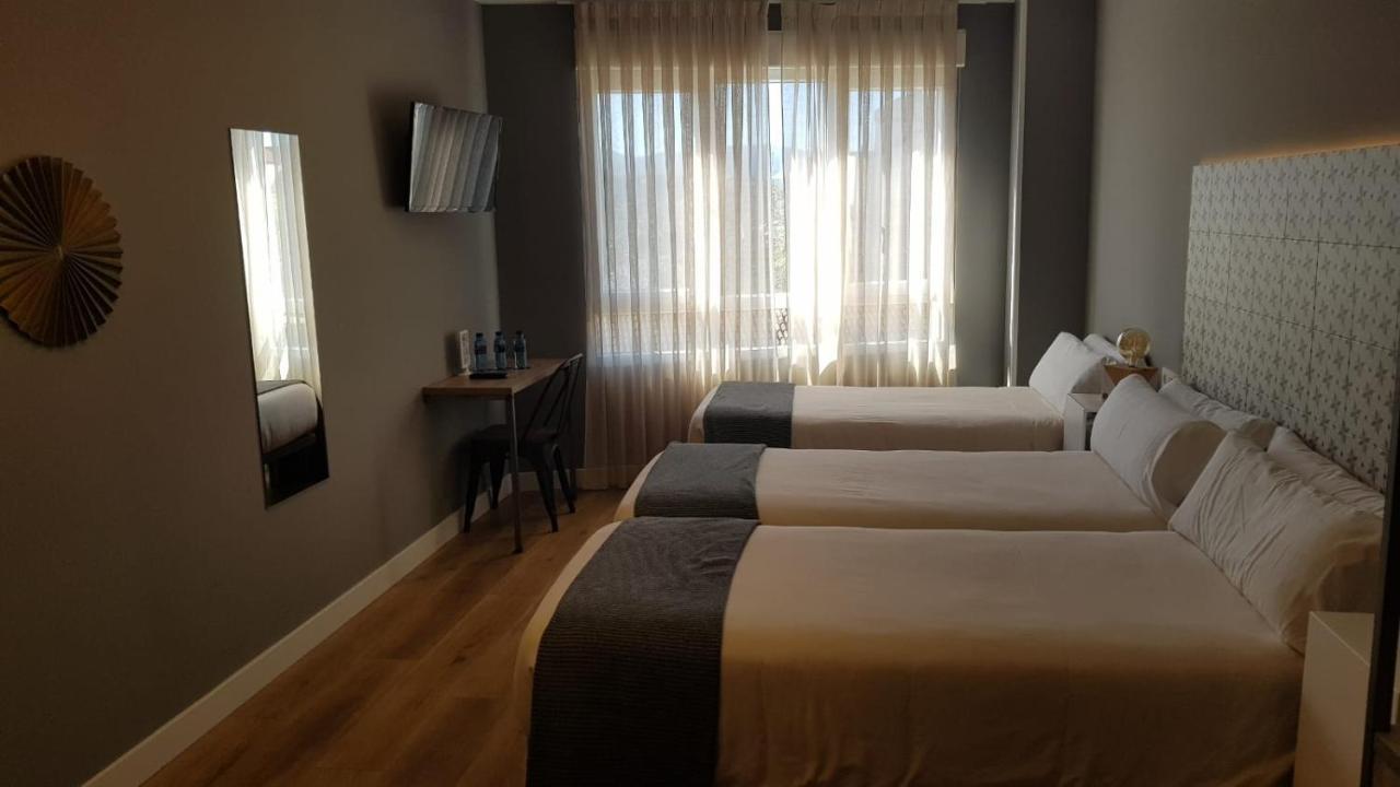 Rener Hotel Los Campones 기욘 외부 사진