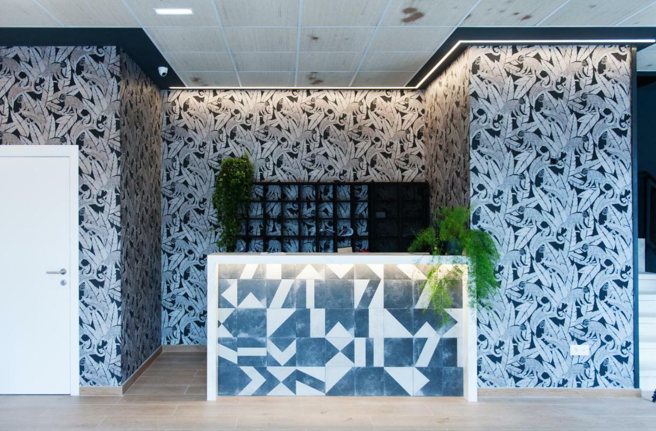 Rener Hotel Los Campones 기욘 외부 사진