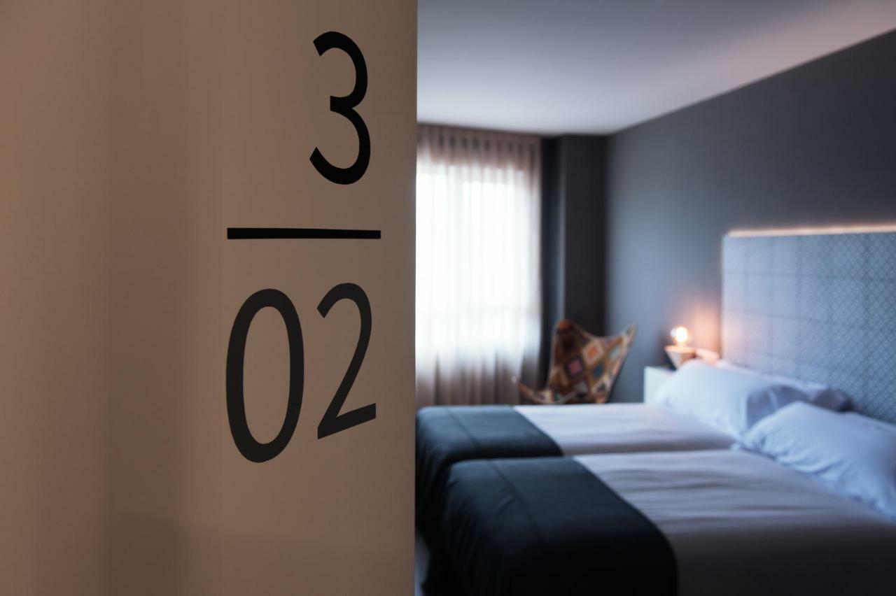 Rener Hotel Los Campones 기욘 외부 사진