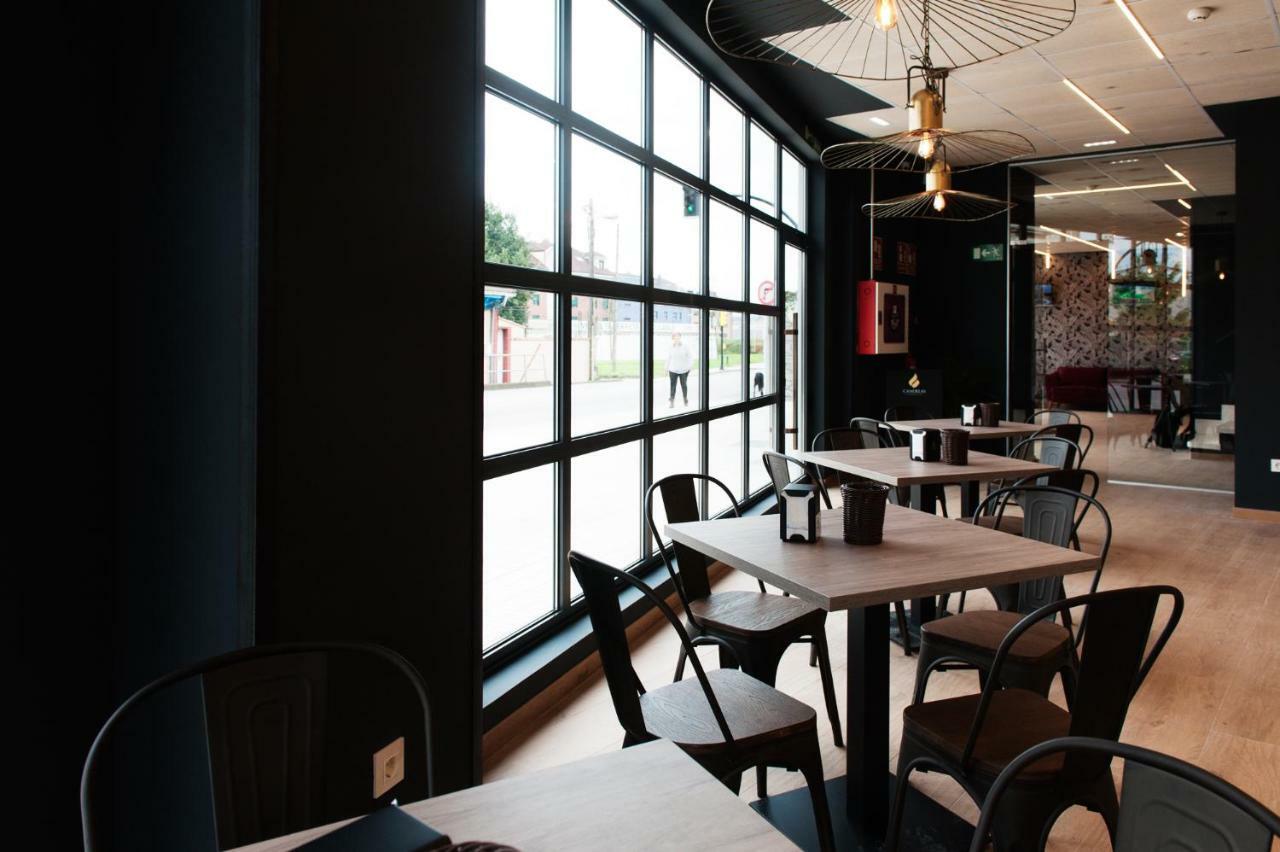 Rener Hotel Los Campones 기욘 외부 사진
